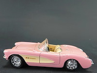 Bburago 1957 chevrolet corvette - afbeelding 2 van  7