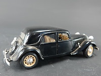 Bburago citroën 15cv 6cyl uit 1952 - afbeelding 4 van  7