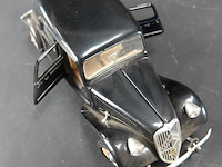 Bburago citroën 15cv 6cyl uit 1952 - afbeelding 6 van  7