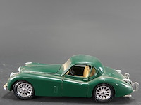 Bburago jaguar xk120 coupé uit 1948 - afbeelding 2 van  7