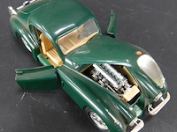 Bburago jaguar xk120 coupé uit 1948 - afbeelding 6 van  7