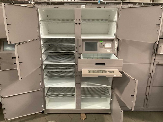 Bd pyxis c2safe hospital cabinet - afbeelding 5 van  7