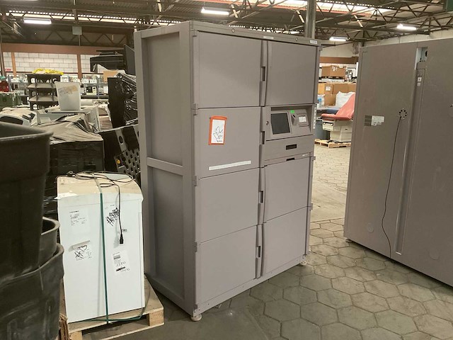 Bd pyxis c2safe hospital cabinet - afbeelding 1 van  6