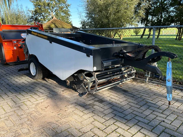 Beach cleaner / strandreinigingsmachine - afbeelding 10 van  19