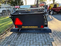 Beach cleaner / strandreinigingsmachine - afbeelding 8 van  19