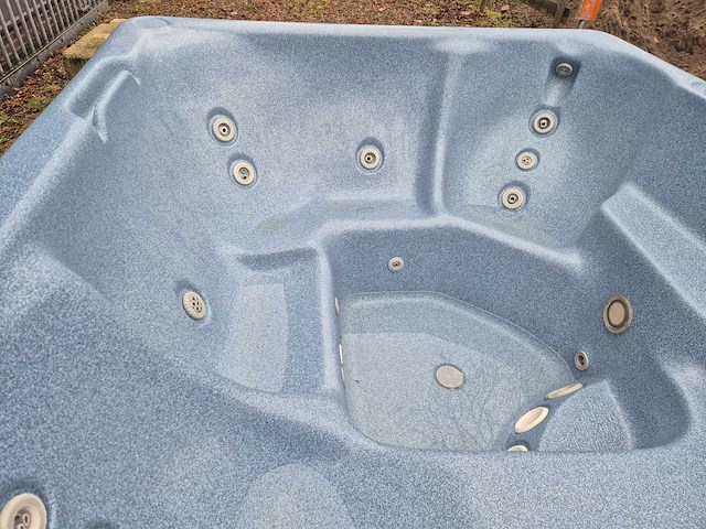 Beachcomber 5 persoons jacuzzi en buitenspa - afbeelding 5 van  21