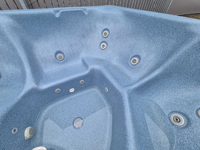 Beachcomber 5 persoons jacuzzi en buitenspa - afbeelding 19 van  21