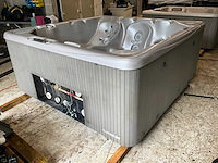 Beachcomber 740 jacuzzi