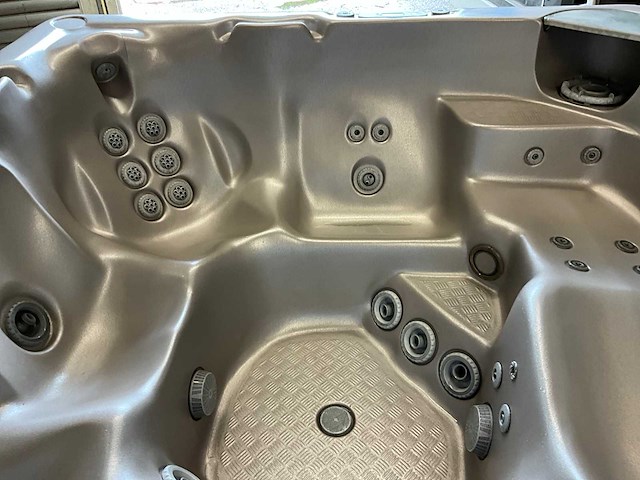 Beachcomber 740 jacuzzi - afbeelding 17 van  18