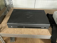 Beamer en commodore gravel vintage mediaspeler - afbeelding 2 van  2