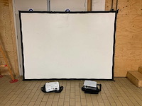 Beamerscherm (draagbaar) + 2 beamers