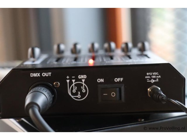 Beamz 6 channel dmx controller type dmx60 - afbeelding 4 van  4