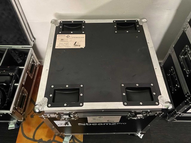 Beamz bs1500 stroboscoop / floodlight (2x) - afbeelding 3 van  3