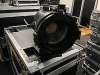 Beamz btk 200c led fresnell (2x) - afbeelding 1 van  6