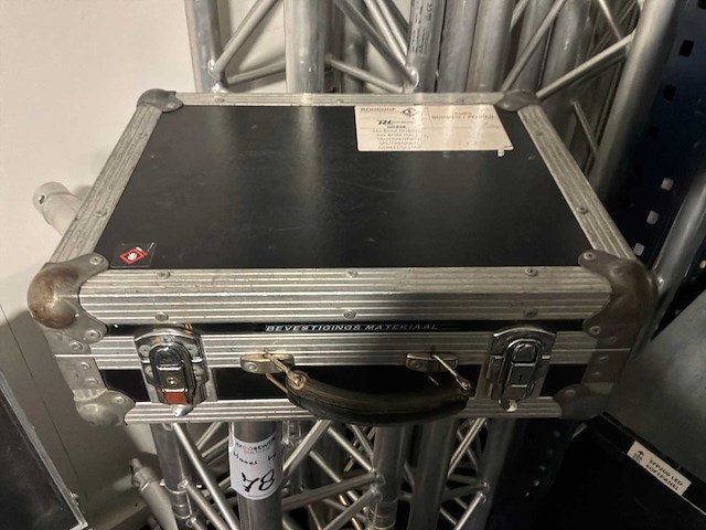 Beamz p30 aluminium trus (9x) - afbeelding 4 van  4