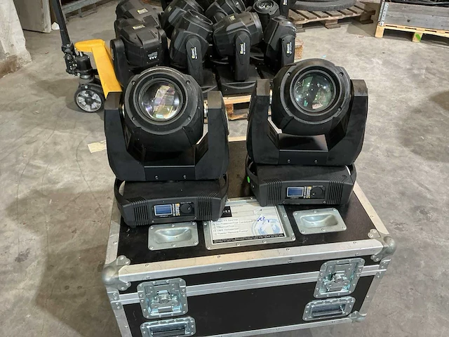 Beamz panther 2r moving head (2x) - afbeelding 1 van  5