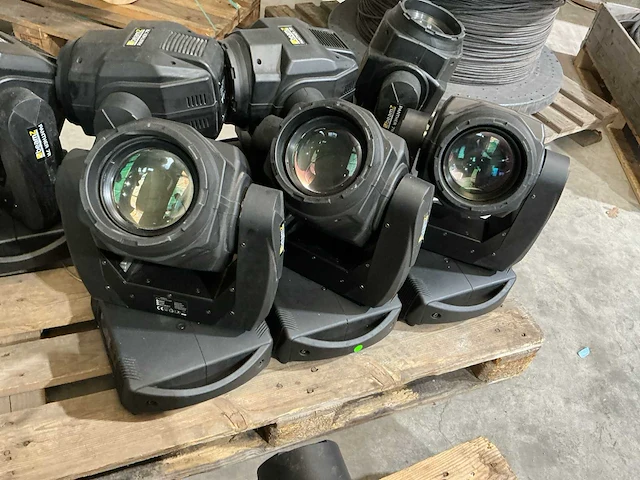 Beamz panther 7r moving head (3x) - afbeelding 1 van  3