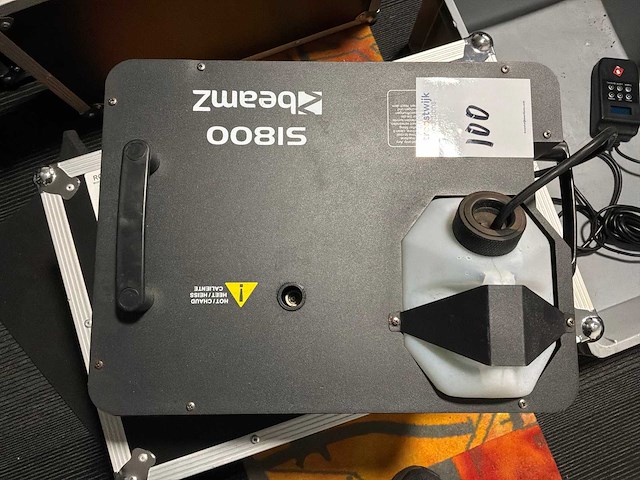 Beamz s1800 rookmachine (2x) - afbeelding 3 van  6