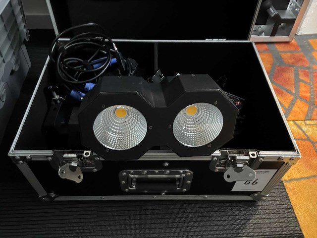 Beamz sb2000 led stage blinder (4x) - afbeelding 1 van  4