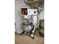 Bear varimixer ar 40 planeetmenger inclusief 3 mengaccessoires - afbeelding 4 van  11