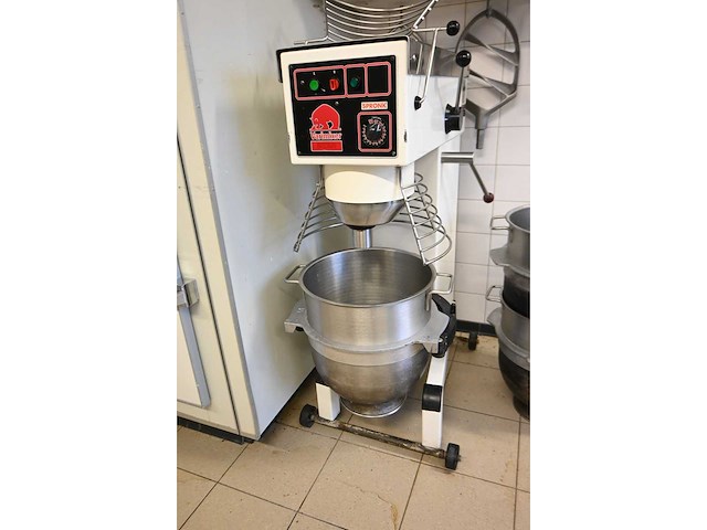 Bear varimixer ar 40 planeetmenger inclusief 3 mengaccessoires - afbeelding 5 van  11