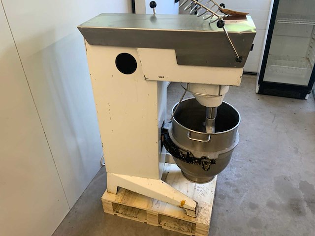 Bear varimixer planeetmenger 60 l - afbeelding 8 van  8