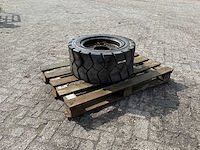 Bearcat - band 28x12.5-15 - afbeelding 1 van  9