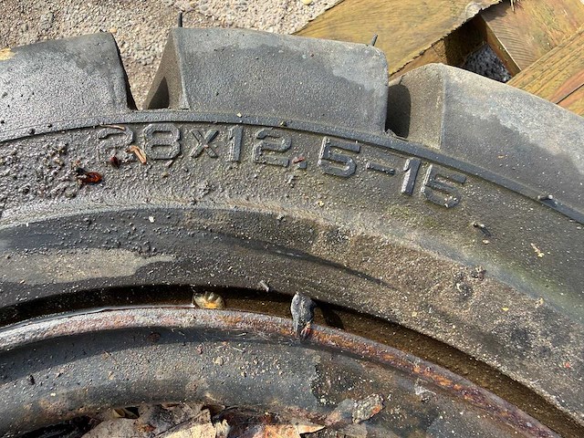 Bearcat - band 28x12.5-15 - afbeelding 5 van  9