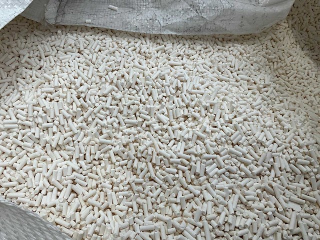 Bearlocher baeropan r93344 r-rblue kunststof granulaat - afbeelding 1 van  4