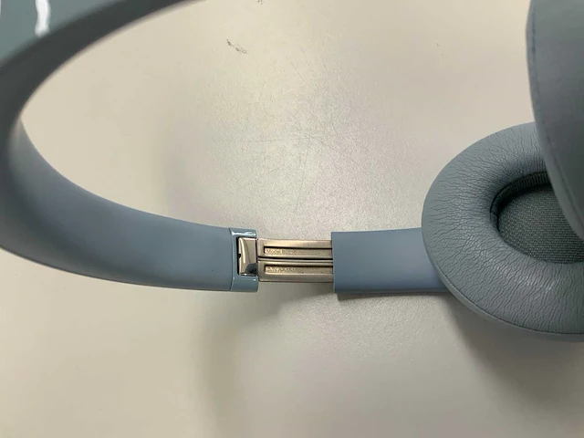 Beats solo 2 b0518 wired on ear headphoneses - afbeelding 3 van  3