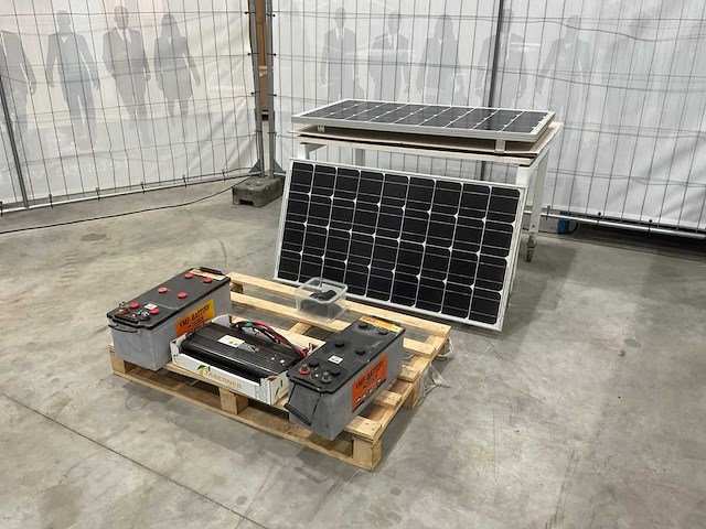 Beaut - tn100s-12/e6 - zonnepanelen en accu’s - afbeelding 1 van  9