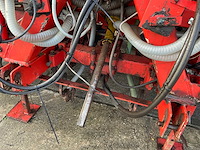Becker aeromat mais zaaimachine, 8-rijig - afbeelding 13 van  13