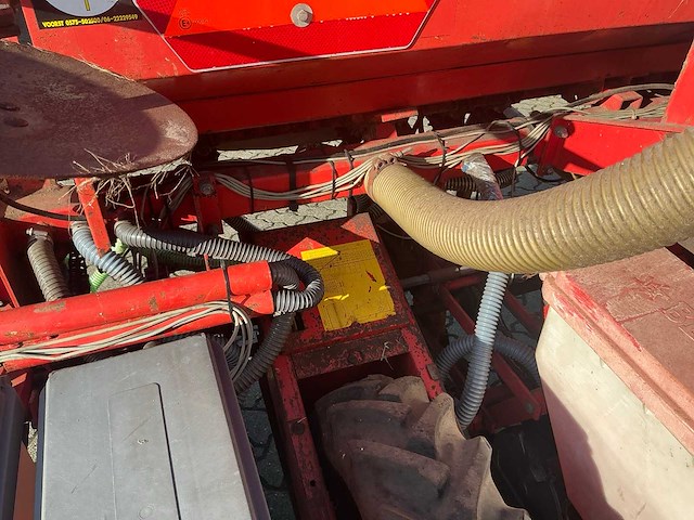 Becker aeromat precisie zaaimachine - afbeelding 15 van  39