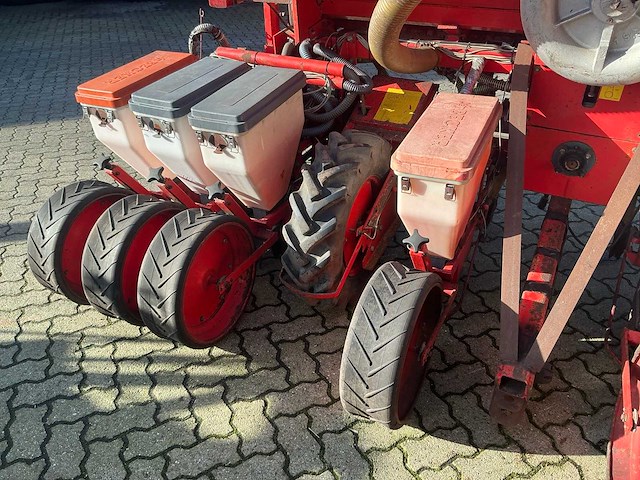 Becker aeromat precisie zaaimachine - afbeelding 18 van  39