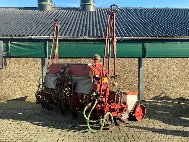Becker aeromat precisie zaaimachine - afbeelding 23 van  39