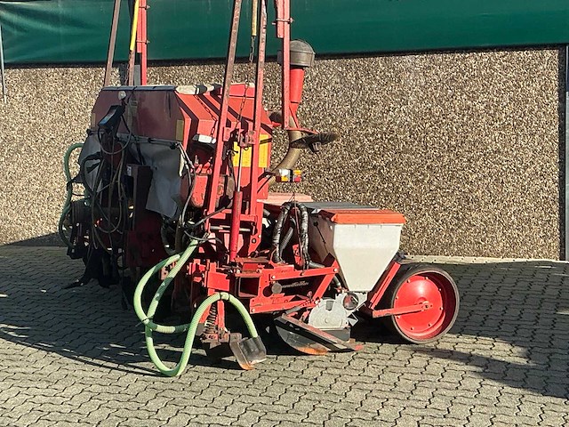 Becker aeromat precisie zaaimachine - afbeelding 36 van  39