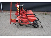 Becker centra super 6-rijige - precisiezaaimachine - afbeelding 7 van  14