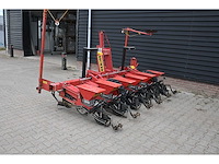 Becker centra super 6-rijige - precisiezaaimachine