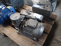 Becker - afbeelding 1 van  3