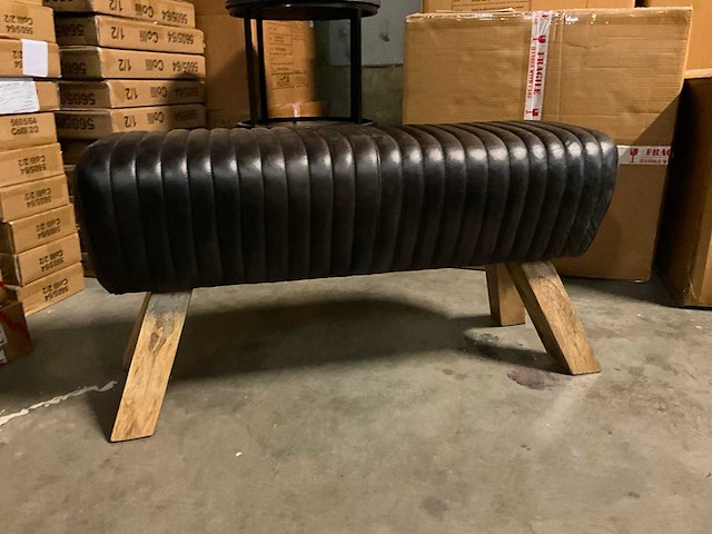 Beckett brede lederen kruk - afbeelding 4 van  8