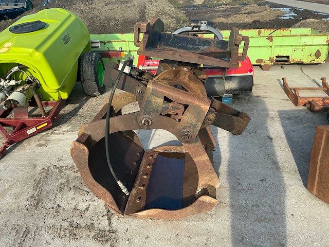 Beco - bakker - 1995 - ophangplaat div 083 - knijpbakken (2x) - afbeelding 2 van  18