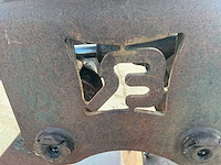 Beco - bakker - 1995 - ophangplaat div 083 - knijpbakken (2x) - afbeelding 9 van  18