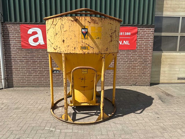 Beco - kub 2000sr - betonstortkubel 2000l - afbeelding 1 van  4