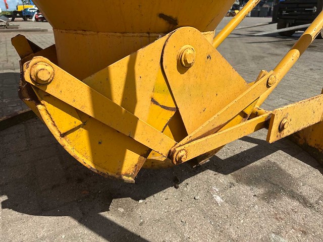 Beco - kub 2000sr - betonstortkubel 2000l - afbeelding 2 van  4
