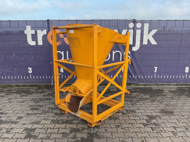 Beco - kubel 400lr/zl - betonkubel - afbeelding 1 van  5