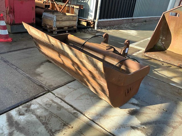 Beco kantelgraafbak cw40 - afbeelding 8 van  12