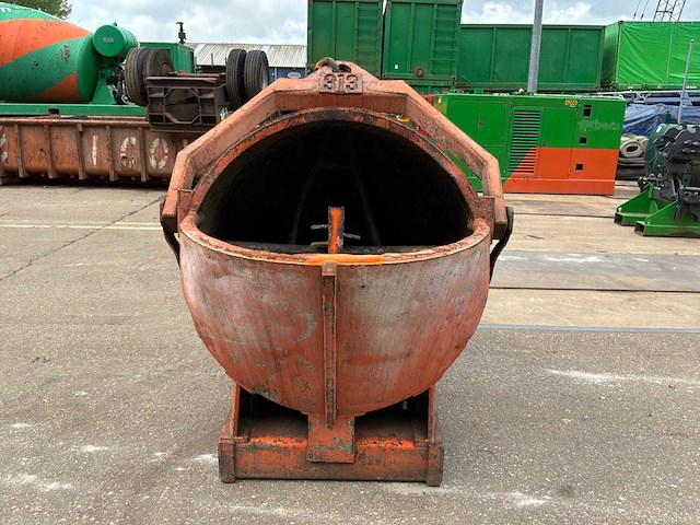 Beco kub2000 betonkubel - afbeelding 4 van  8