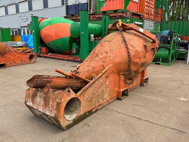 Beco kub2000 betonkubel - afbeelding 3 van  7