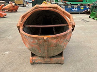 Beco kub2000 betonkubel - afbeelding 4 van  7