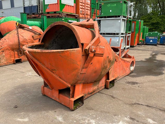 Beco kub2000 betonkubel - afbeelding 1 van  7